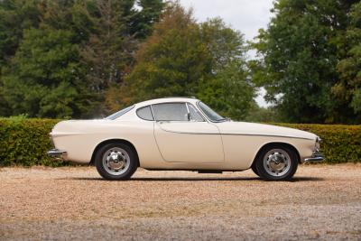 1966 Volvo P1800S