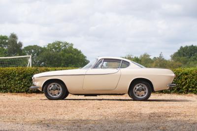1966 Volvo P1800S