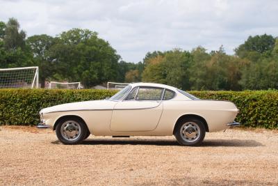 1966 Volvo P1800S