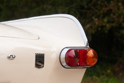 1966 Volvo P1800S