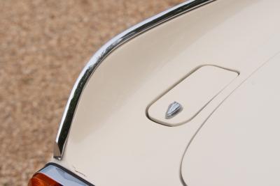 1966 Volvo P1800S