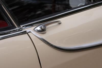 1966 Volvo P1800S