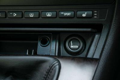 2004 BMW 3-SERIES COUP&Eacute;