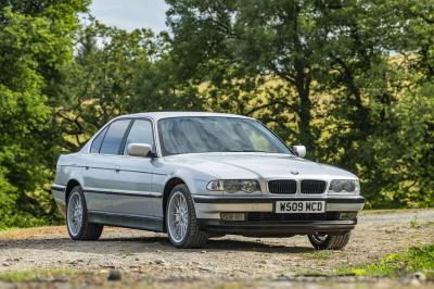 2000 BMW 7-SERIES
