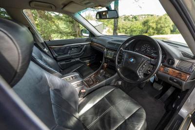 2000 BMW 7-SERIES