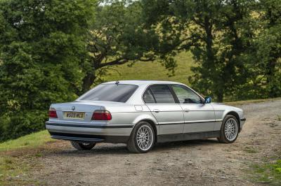 2000 BMW 7-SERIES