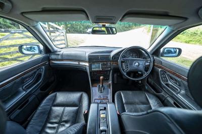 2000 BMW 7-SERIES