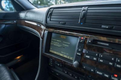2000 BMW 7-SERIES