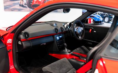 2011 Porsche Cayman R