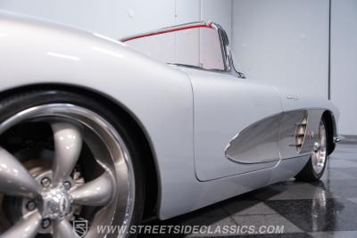1958 Chevrolet Corvette Replica LS1 Restomod