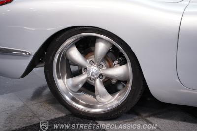 1958 Chevrolet Corvette Replica LS1 Restomod