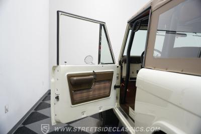 1967 Ford Bronco 4x4 Restomod