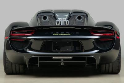 2015 Porsche 918 Spyder