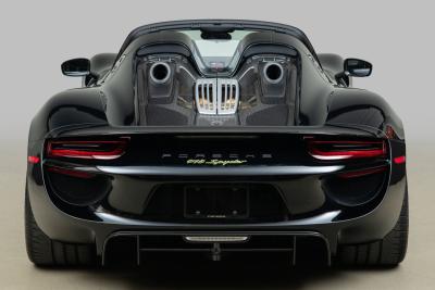 2015 Porsche 918 Spyder