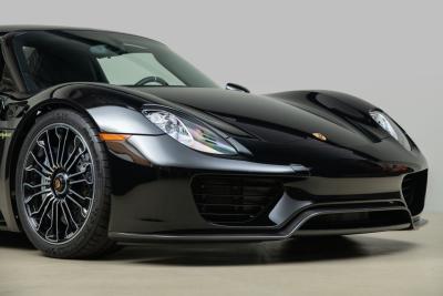 2015 Porsche 918 Spyder