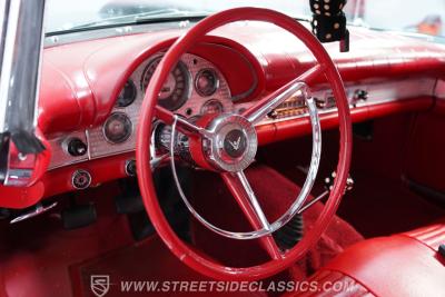 1957 Ford Thunderbird