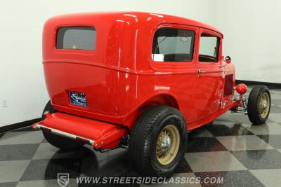 1932 Ford Tudor Streetrod