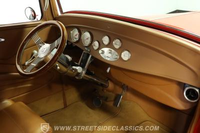 1932 Ford Tudor Streetrod