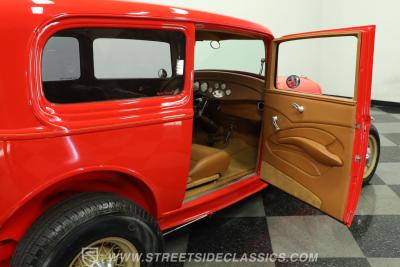 1932 Ford Tudor Streetrod