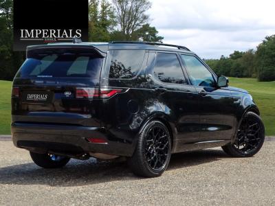 2022 Land Rover 3.0 D300 MHEV R-Dynamic SE Auto 4WD Euro 6 (s/s) 5dr