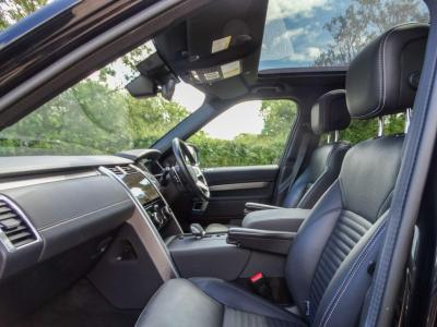 2022 Land Rover 3.0 D300 MHEV R-Dynamic SE Auto 4WD Euro 6 (s/s) 5dr