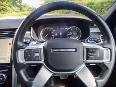 2022 Land Rover 3.0 D300 MHEV R-Dynamic SE Auto 4WD Euro 6 (s/s) 5dr