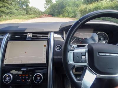2022 Land Rover 3.0 D300 MHEV R-Dynamic SE Auto 4WD Euro 6 (s/s) 5dr