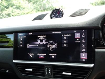 2019 Porsche 2.9T V6 S TiptronicS 4WD Euro 6 (s/s) 5dr
