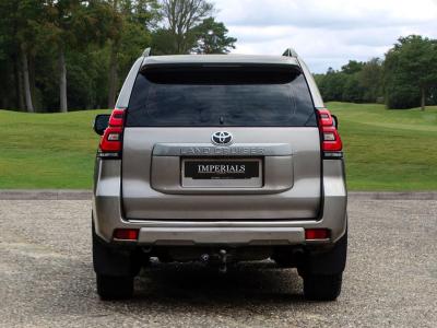 2022 Toyota 2.8D Active Auto 4WD Euro 6 (s/s) 5dr (7 Seat)