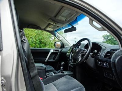 2022 Toyota 2.8D Active Auto 4WD Euro 6 (s/s) 5dr (7 Seat)