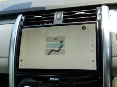 2023 Land Rover 3.0 D300 MHEV R-Dynamic SE Auto 4WD Euro 6 (s/s) 5dr