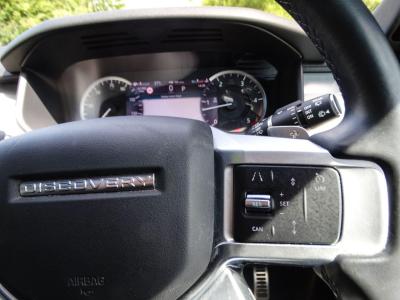 2023 Land Rover 3.0 D300 MHEV R-Dynamic SE Auto 4WD Euro 6 (s/s) 5dr