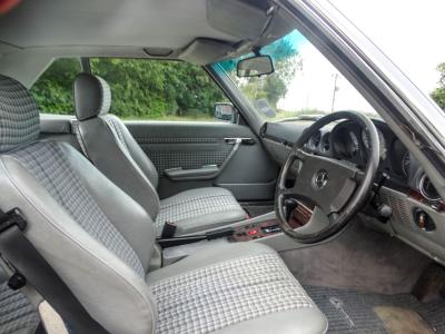 1986 Mercedes - Benz What's my car worth?