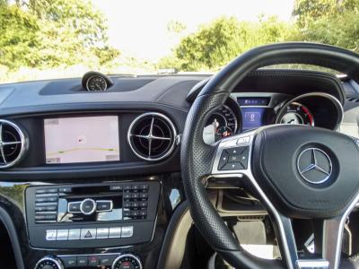 2013 Mercedes - Benz 5.5 SL63 V8 AMG SpdS MCT Euro 5 (s/s) 2dr