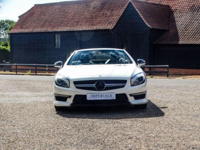 2013 Mercedes - Benz 5.5 SL63 V8 AMG SpdS MCT Euro 5 (s/s) 2dr
