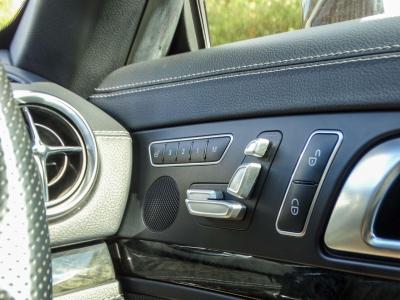 2013 Mercedes - Benz 5.5 SL63 V8 AMG SpdS MCT Euro 5 (s/s) 2dr