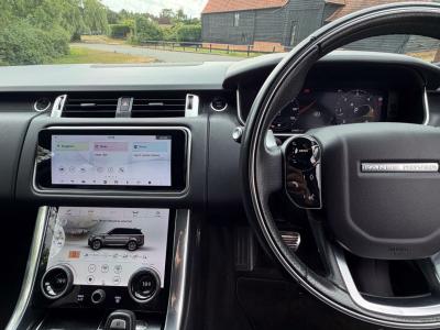 2020 Land Rover 3.0 D300 MHEV HSE Dynamic Black Auto 4WD Euro 6 (s/s) 5dr