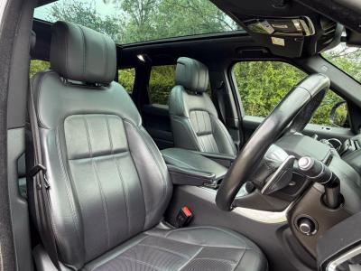 2020 Land Rover 3.0 D300 MHEV HSE Dynamic Black Auto 4WD Euro 6 (s/s) 5dr
