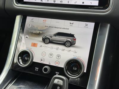 2020 Land Rover 3.0 D300 MHEV HSE Dynamic Black Auto 4WD Euro 6 (s/s) 5dr