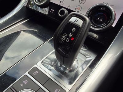 2020 Land Rover 3.0 D300 MHEV HSE Dynamic Black Auto 4WD Euro 6 (s/s) 5dr