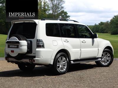 2014 Mitsubishi 3.2 DI-DC SG3 Auto 4WD Euro 5 5dr LWB
