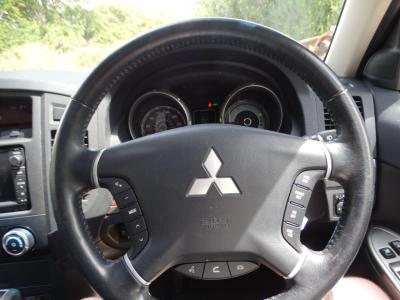 2014 Mitsubishi 3.2 DI-DC SG3 Auto 4WD Euro 5 5dr LWB