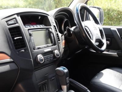 2014 Mitsubishi 3.2 DI-DC SG3 Auto 4WD Euro 5 5dr LWB