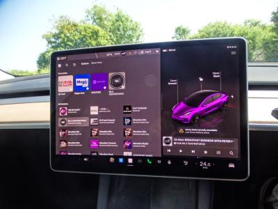 2023 Tesla Auto RWD 4dr