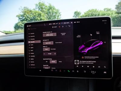 2023 Tesla Auto RWD 4dr
