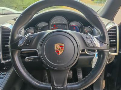 2013 Porsche 3.0 TD V6 Tiptronic 4WD Euro 5 (s/s) 5dr