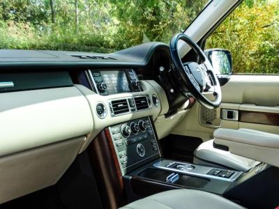 2010 Land Rover 4.4 TD V8 Vogue Auto 4WD Euro 5 5dr
