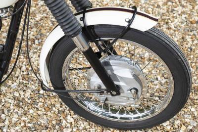 1967 Triumph BONNEVILLE T120