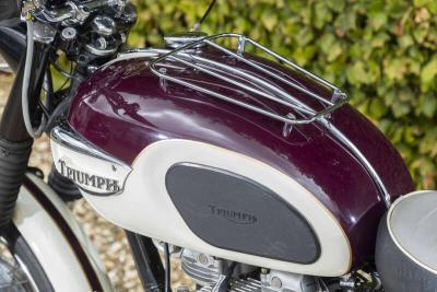1967 Triumph BONNEVILLE T120