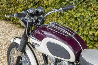 1967 Triumph BONNEVILLE T120